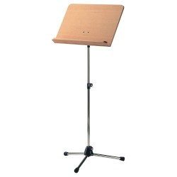 K&M 118/1 Orchestra nošu statīvs, dižskābarža koks