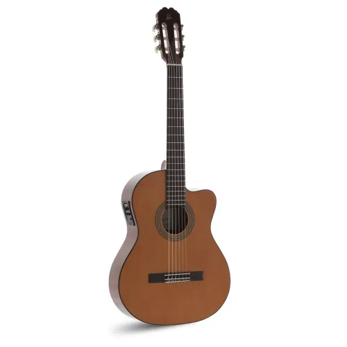 Admira Juanita Cutaway EQ — 4/4 klasiskā ģitāra Admira Juanita Cutaway EQ — 4/4 klasiskā ģitāra