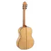 Admira Artista Cedar / Arce — 4/4 klasiskā ģitāra Admira Artista Cedar / Arce — 4/4 klasiskā ģitāra