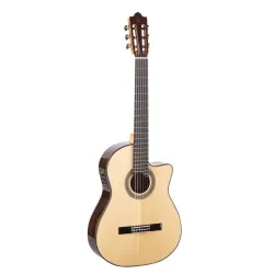 Admira Lola Cutaway Fishman — 4/4 flamenko ģitāra Admira Lola Cutaway Fishman — 4/4 flamenko ģitāra