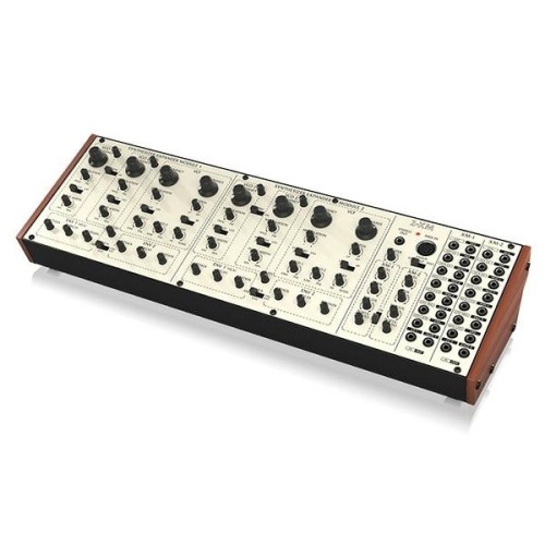 Behringer 2-XM — analogais sintezators Behringer 2-XM — analogais sintezators