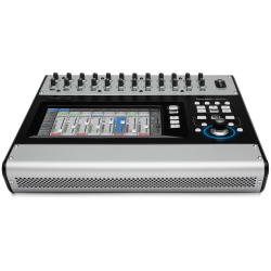 QSC TouchMix-30PRO digitālā mikserpults QSC TouchMix-30PRO digitālā mikserpults