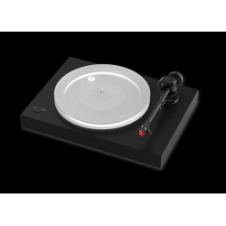 Pro-Ject X2 B True Balanced Turntable — Gloss Black