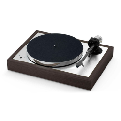 Pro-Ject The Classic EVO Turntable — Eucalyptus