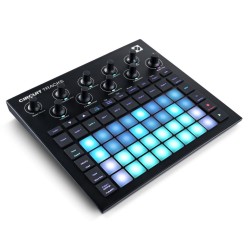Novation Circuit Tracks ritma mašīna un sintezators Novation Circuit Tracks ritma mašīna un sintezators