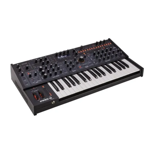 Sequential Pro 3 — hibrīda sintezators Sequential Pro 3 — hibrīda sintezators