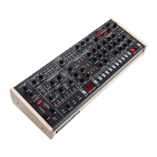 Sequential Trigon-6 Module — sintezatora modulis Sequential Trigon-6 Module — sintezatora modulis