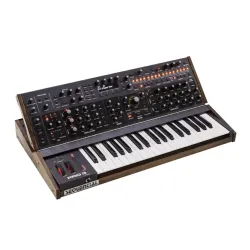 Sequential Pro 3 Special Edition — hybrid synthesizer