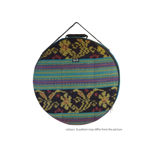 Terré Ikat 60 cm — šamaņu bungu soma, tumša Terré Ikat 60 cm — šamaņu bungu soma, tumša