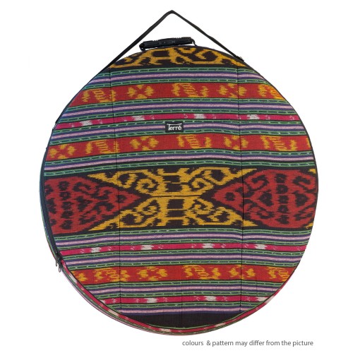 Terré Ikat 70 cm — šamaņu bungu soma, sarkana Terré Ikat 70 cm — šamaņu bungu soma, sarkana