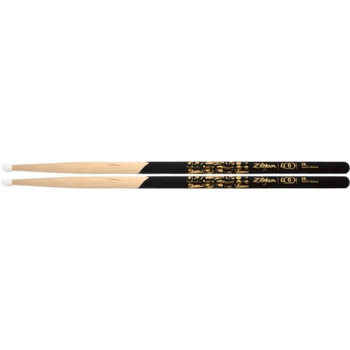 Zildjian 5B DIP 400 Anniversary - Z5BND-400 — bungu kociņi, neilona gals Zildjian 5B DIP 400 Anniversary - Z5BND-400 — bungu kociņi, neilona gals